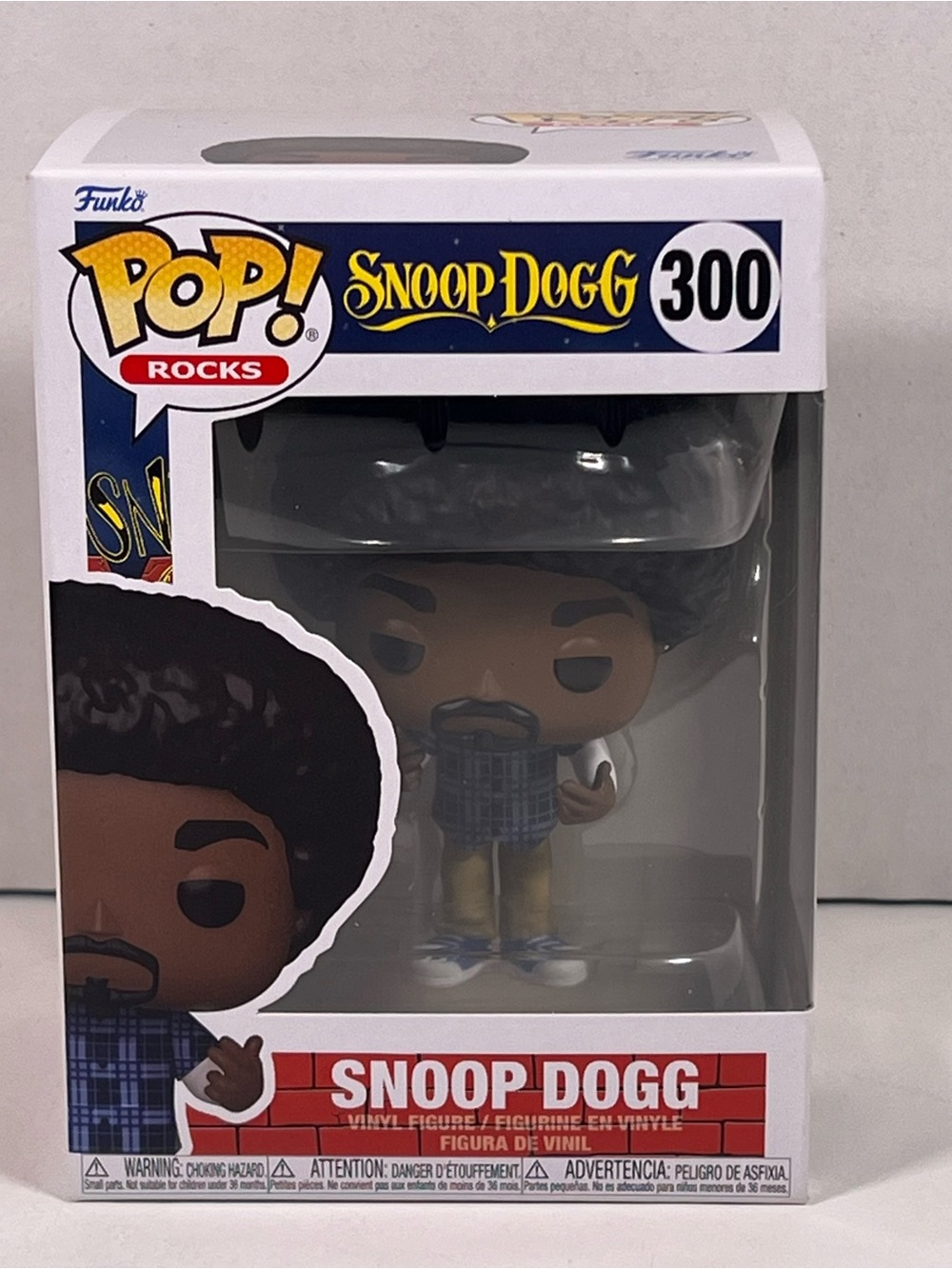 Funko Pop! Rocks Snoop Dogg #300 Blue Plaid and Tan Figure